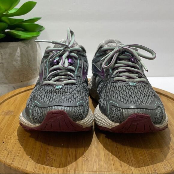 Brooks Ravenna 6 Retro Running Sneaker Size 7 Silver Purple Dad Gym Shoe Trainer - Picture 4 of 11